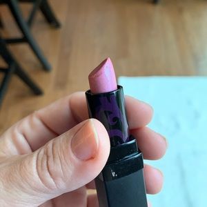 Limited edition Sitting Pretty lipstick